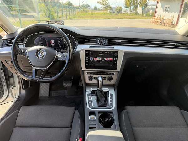 VOLKSWAGEN Passat 2018 — imagine 9