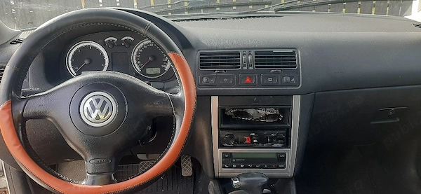 VOLKSWAGEN Bora 2002 — imagine 4