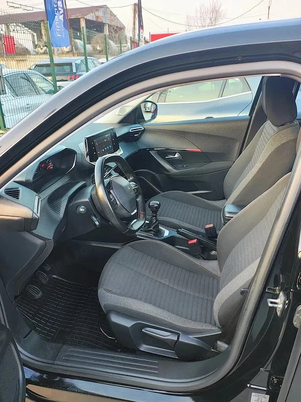 PEUGEOT 2008 2020 — imagine 15