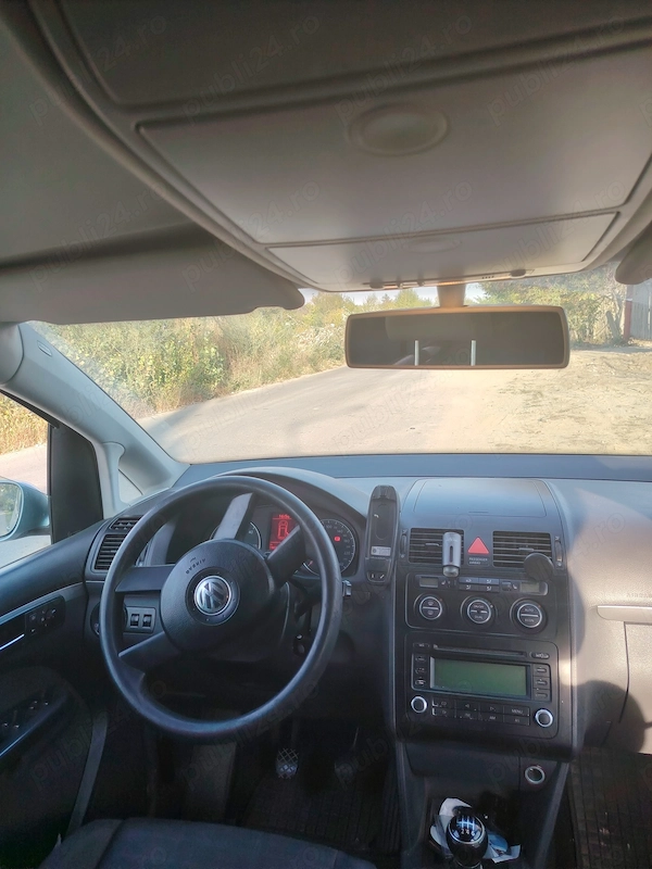 VOLKSWAGEN Touran 2006 — imagine 3