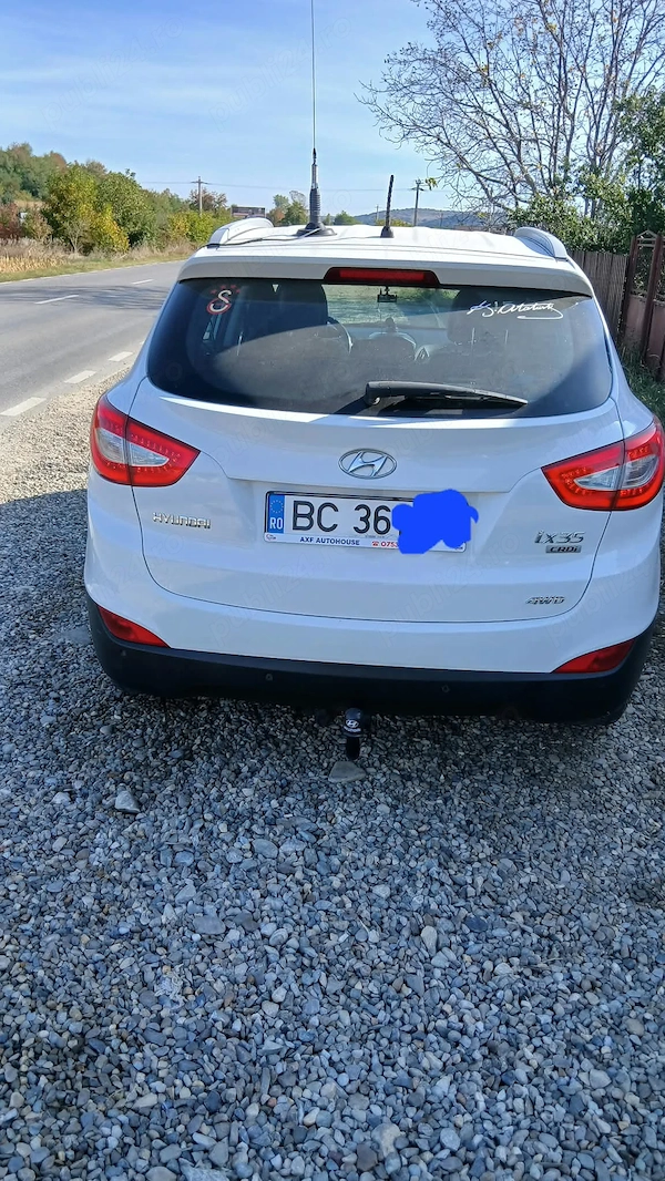 HYUNDAI ix35 2015 — imagine 2