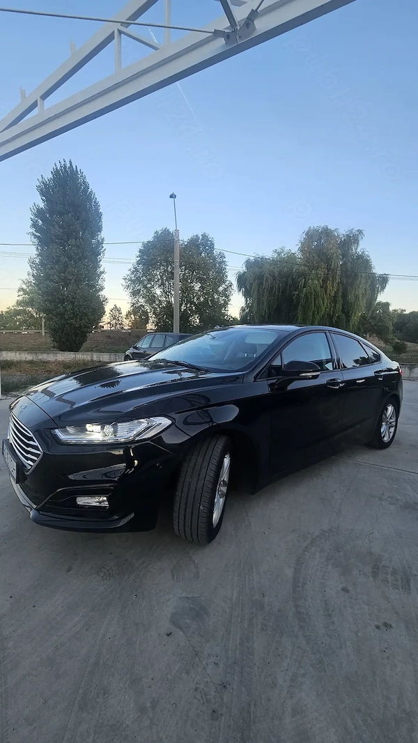 FORD Mondeo 2019 — imagine 3