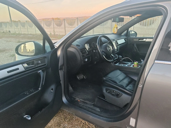 VOLKSWAGEN Touareg 2010 — imagine 3