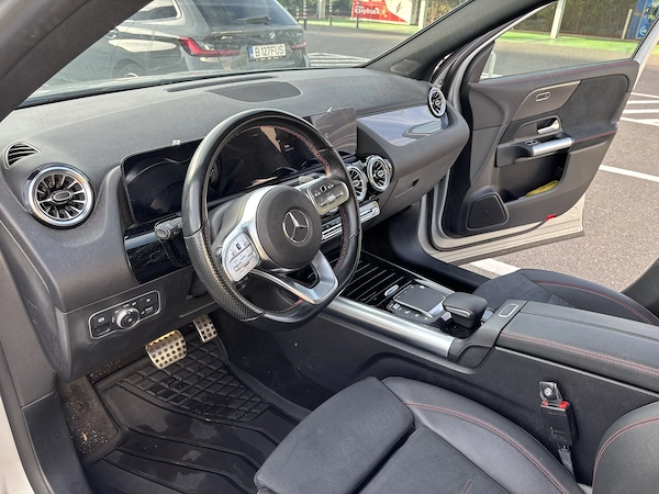 MERCEDES-BENZ GLA 2023 — imagine 4
