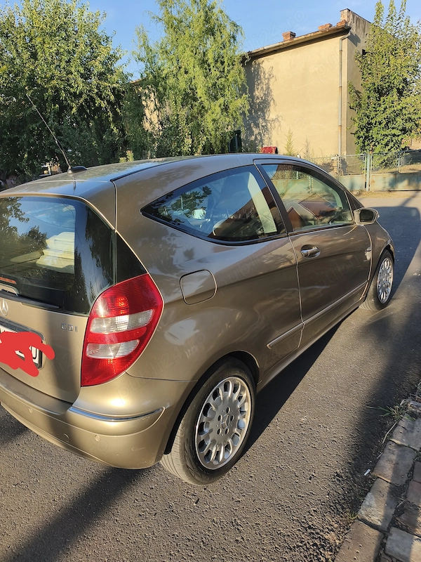 MERCEDES-BENZ A-Class 2005 — imagine 8