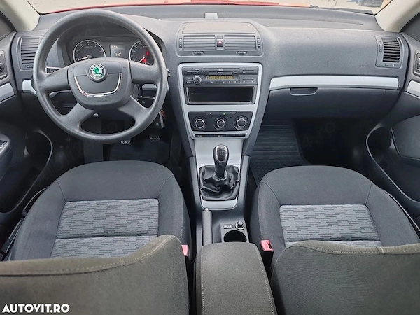 SKODA Octavia 2012 — imagine 20