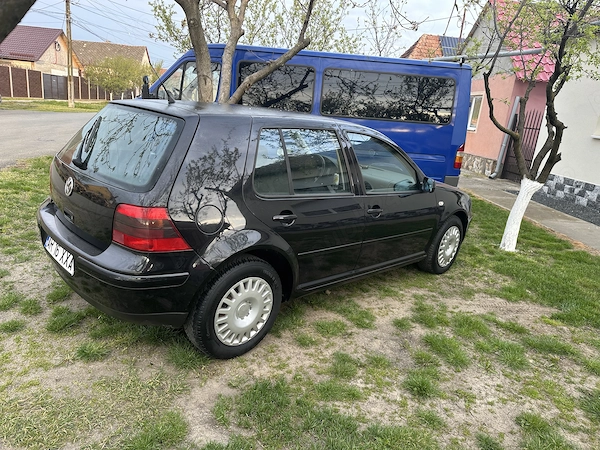 VOLKSWAGEN Golf 2002 — imagine 2