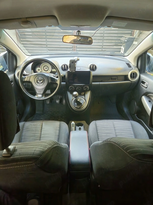 MAZDA 2 2009 — imagine 9