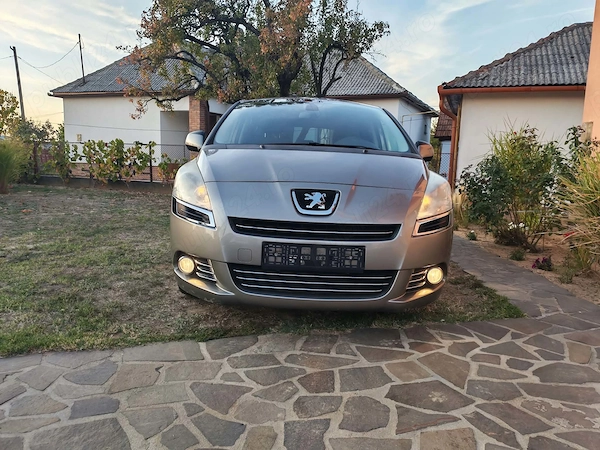 PEUGEOT 5008 2010 — imagine 2