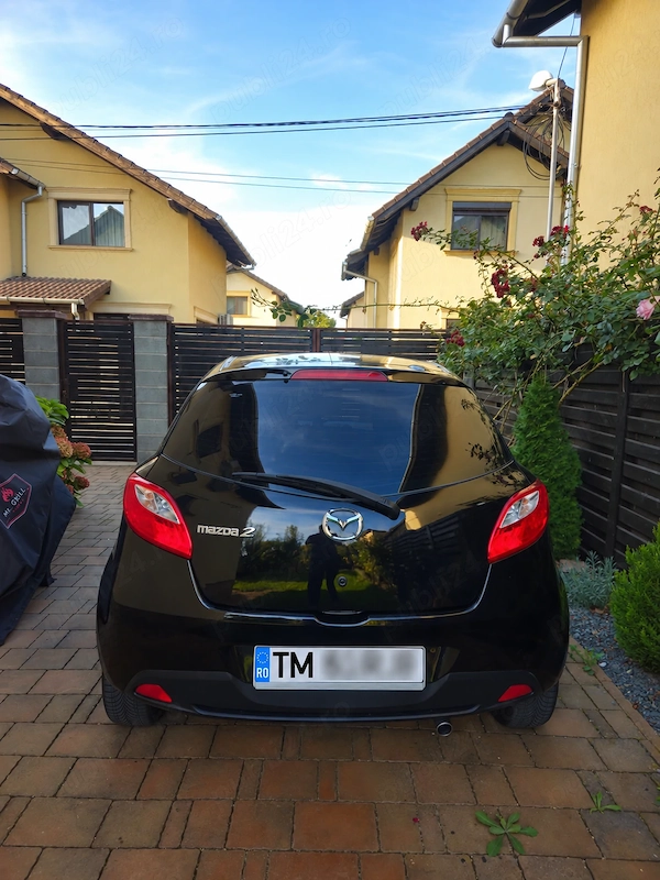 MAZDA 2 2009 — imagine 4