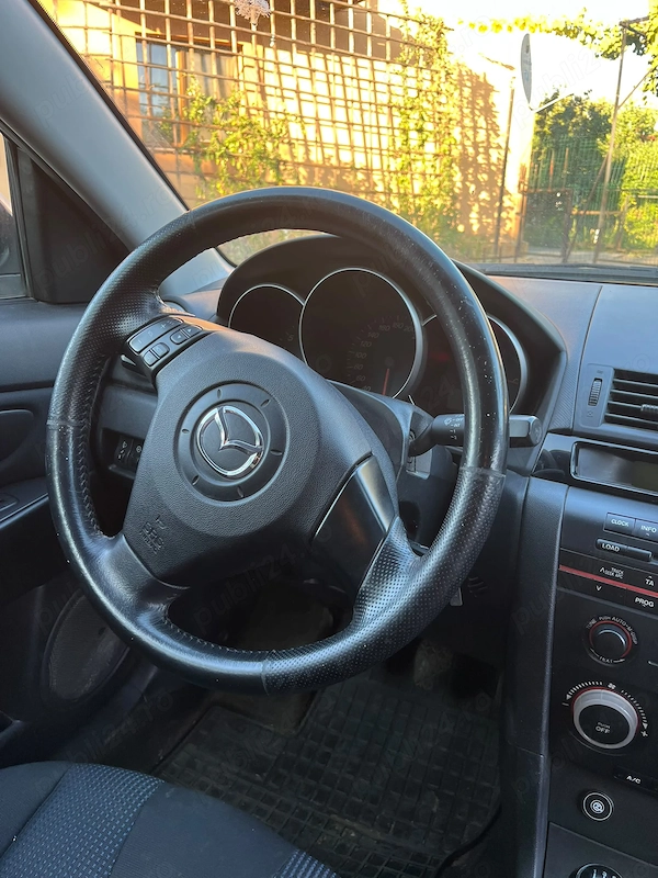 MAZDA 3 2005 — imagine 4