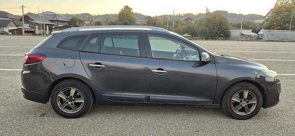 RENAULT Megane 2011 — imagine 5