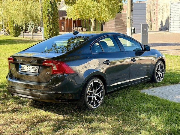 VOLVO S60 2011 — imagine 5