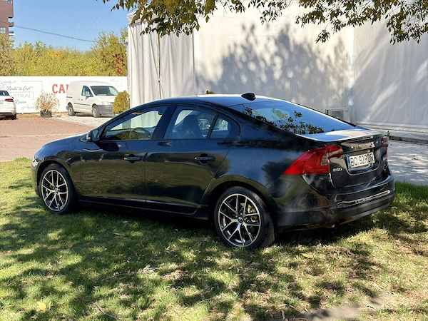 VOLVO S60 2011 — imagine 4