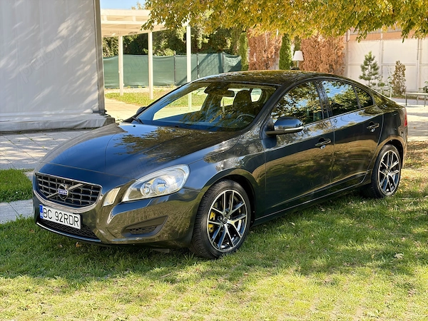 VOLVO S60 2011 — imagine 2