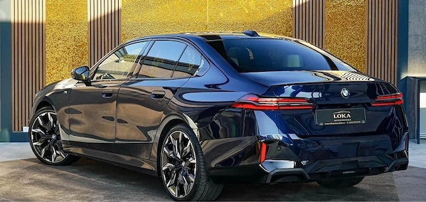 BMW 5 Series 2023 — imagine 4