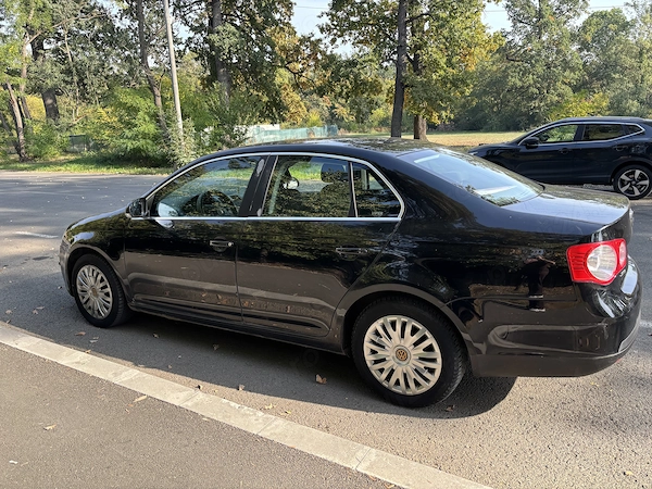 VOLKSWAGEN Jetta 2008 — imagine 3