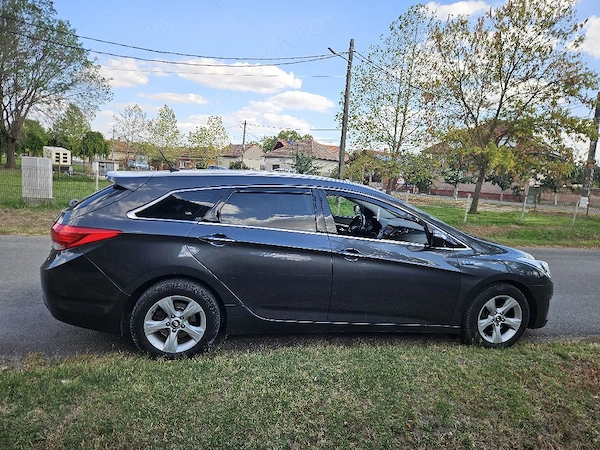 HYUNDAI i40 2014 — imagine 2
