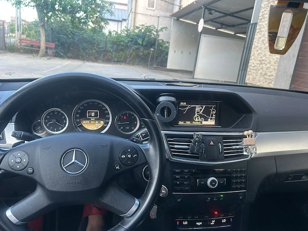 MERCEDES-BENZ E-Class 2012 — imagine 5