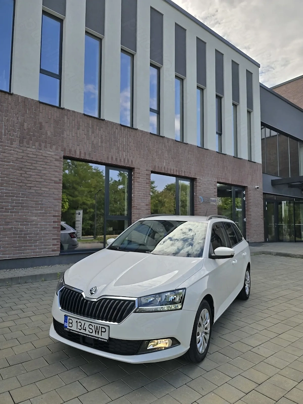 SKODA Fabia 2022 — imagine 3