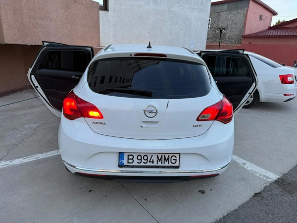 OPEL Astra 2015 — imagine 27