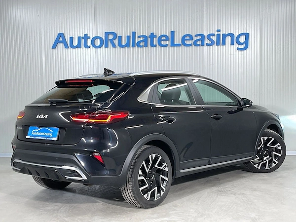 KIA Xceed 2023 — imagine 3