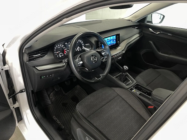 SKODA Octavia 2022 — imagine 5