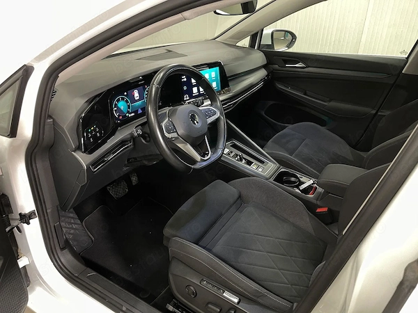 VOLKSWAGEN Golf 2022 — imagine 5