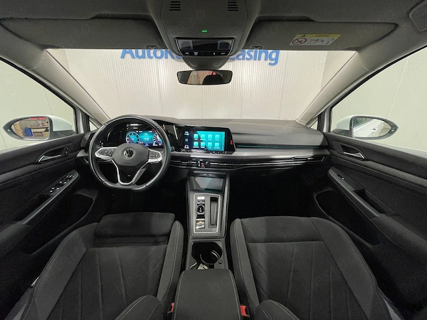 VOLKSWAGEN Golf 2022 — imagine 7