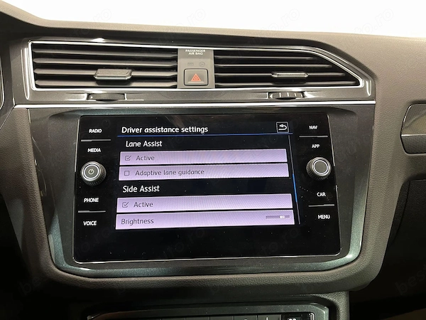 VOLKSWAGEN Tiguan 2019 — imagine 18
