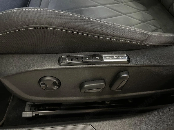 VOLKSWAGEN Golf 2022 — imagine 20