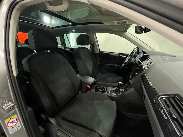 VOLKSWAGEN Tiguan 2019 — imagine 11