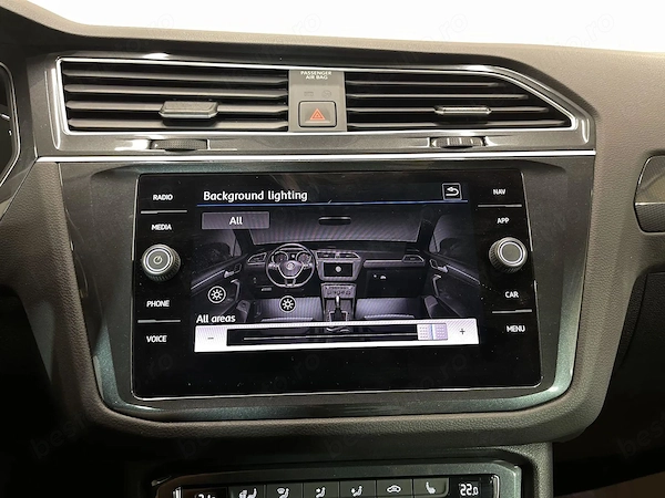 VOLKSWAGEN Tiguan 2019 — imagine 20