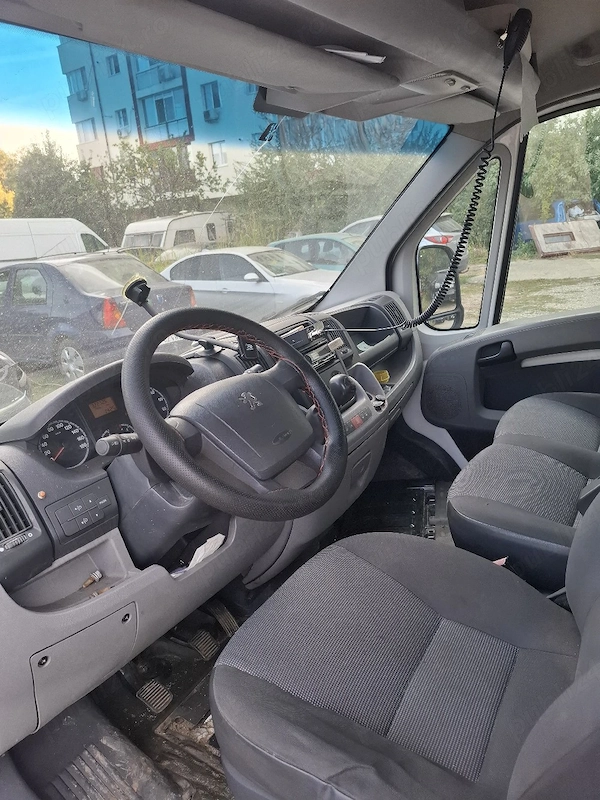 PEUGEOT Boxer