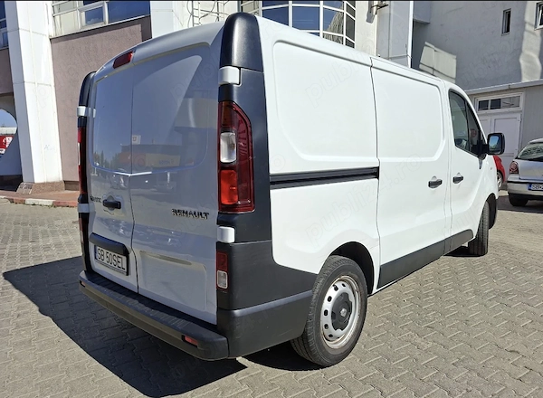 RENAULT Trafic 2018 — imagine 3