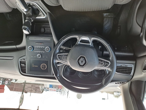 RENAULT Megane 2017 — imagine 2