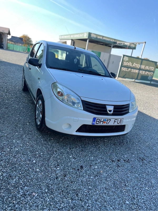 DACIA Sandero 2010 — imagine 3
