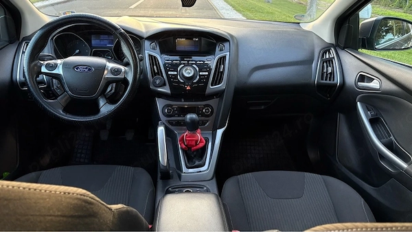 FORD Focus 2012 — imagine 3