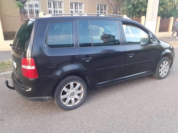 VOLKSWAGEN Touran 2006 — imagine 6