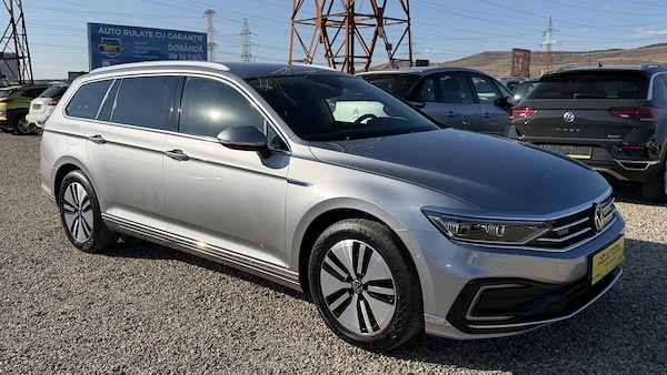 VOLKSWAGEN Passat 2022 — imagine 4