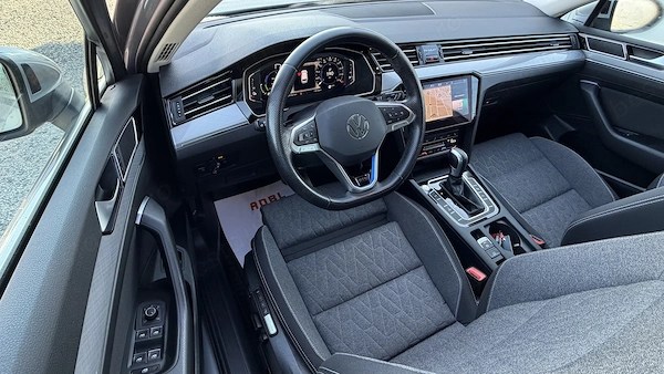 VOLKSWAGEN Passat 2022 — imagine 18