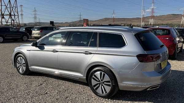 VOLKSWAGEN Passat 2022 — imagine 15