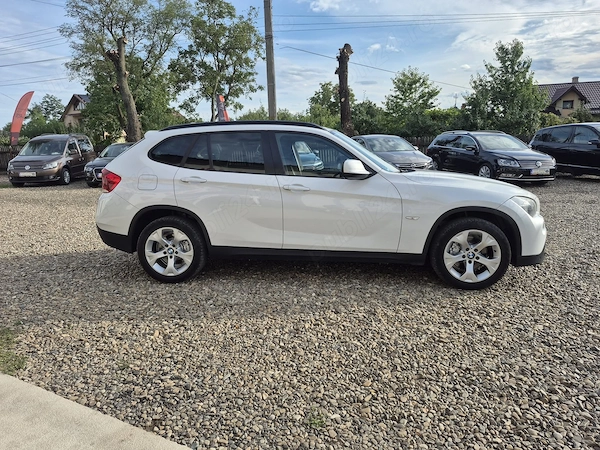 BMW iX1 2011 — imagine 6