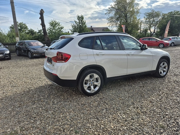BMW iX1 2011 — imagine 4