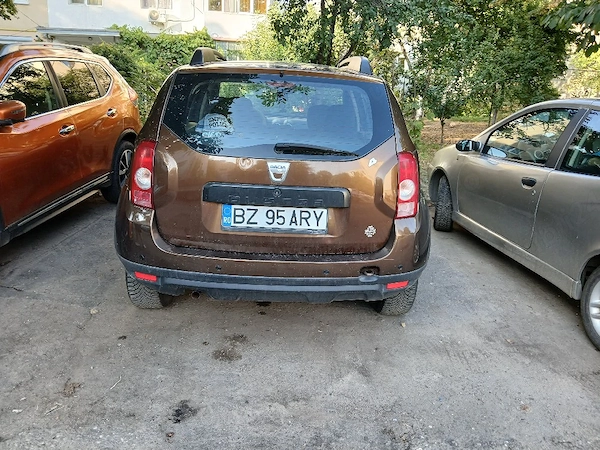 DACIA Duster 2011 — imagine 3