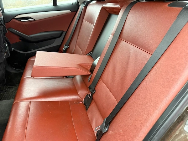 BMW iX1 2010 — imagine 9