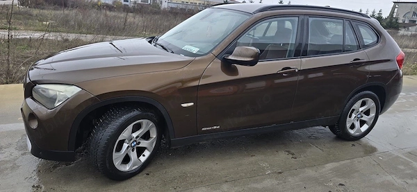 BMW iX1 2010 — imagine 6