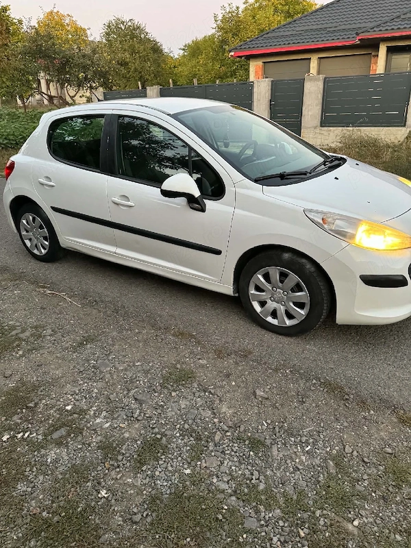 PEUGEOT 207 2008 — imagine 4