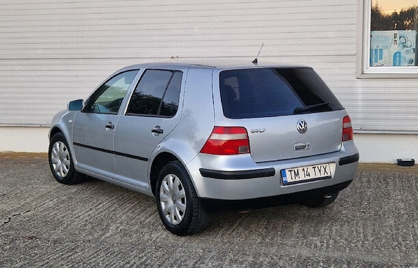 VOLKSWAGEN Golf 2003 — imagine 3