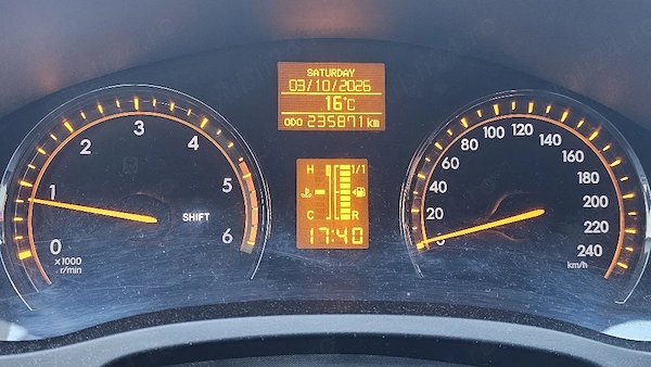 TOYOTA Avensis 2010 — imagine 2